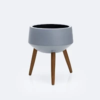 Astrid Planter