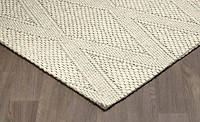 Chinook Handmade Rug 2'x3'