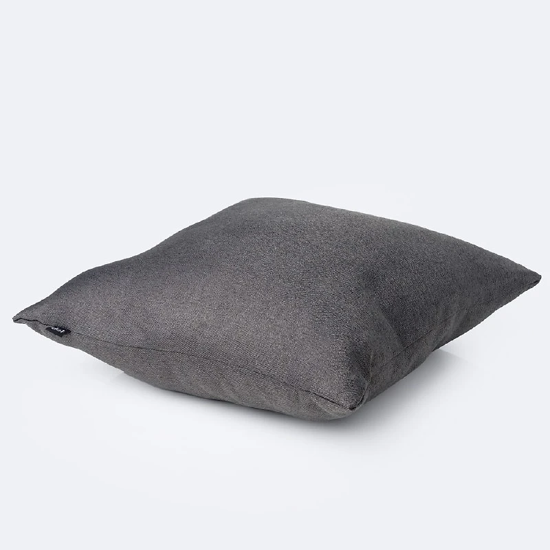 20"x20" Throw Pillow - Magia Storm