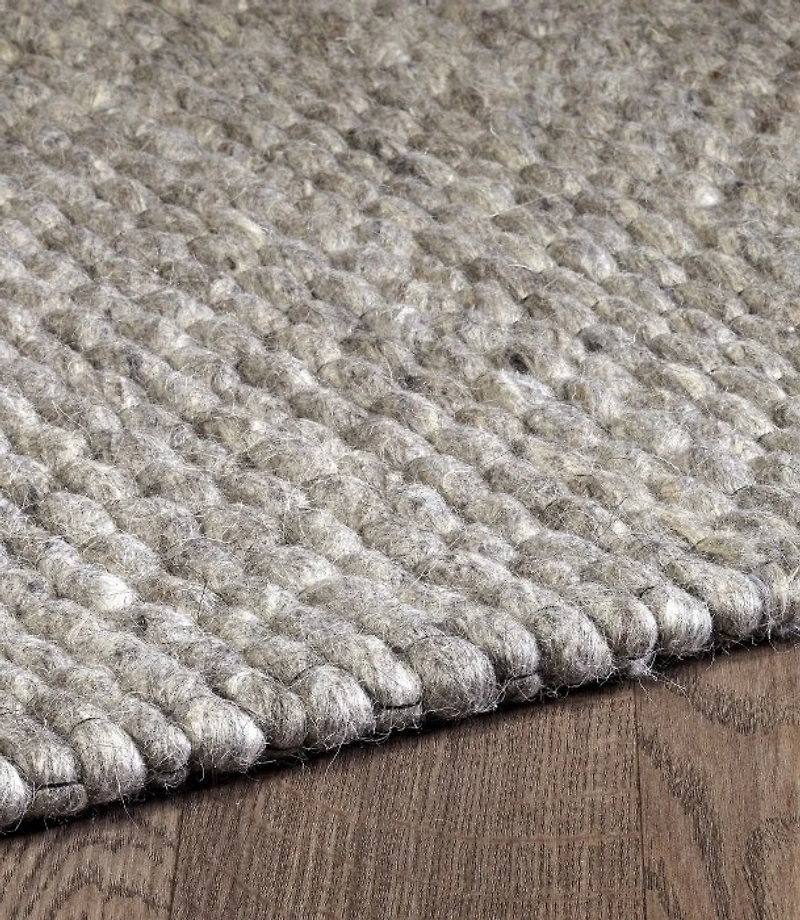 Chinook Handmade Rug 2'x3