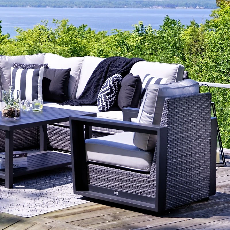 Left or Right Arm Bala Chair