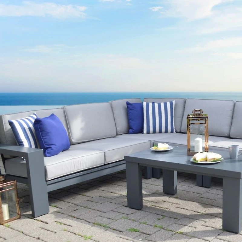 Shoreline Sectional Set