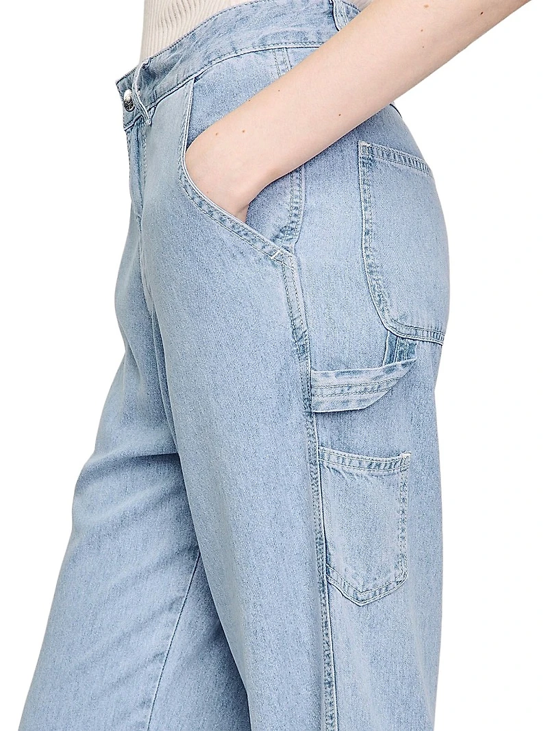 Wide-Leg Jeans