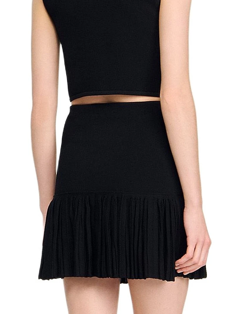 Short Pleated Knit Skirt