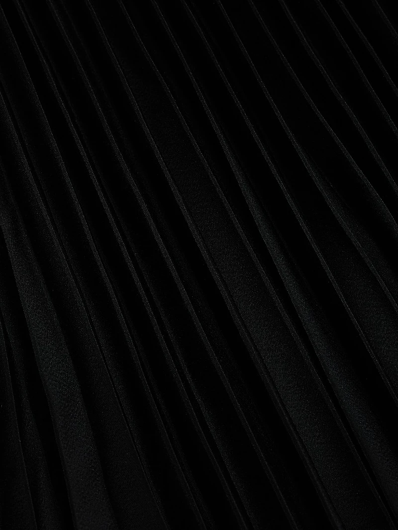 Essentials Elastic-Waist Pleated Skirt