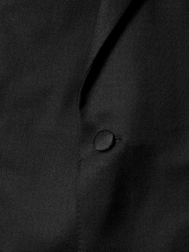 One-Button Peak Lapel Wool Suit