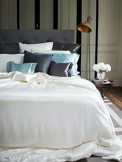 Signature Silk Sheet & Pillowcase Collection