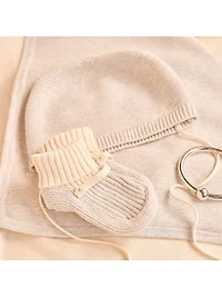 Baby's Organic Cotton Hat & Booties Set