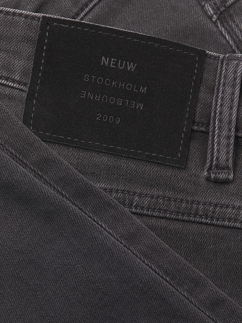 Lou Slim-Fit Jeans