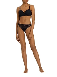 Luxury Moments Lace T-Shirt Bra