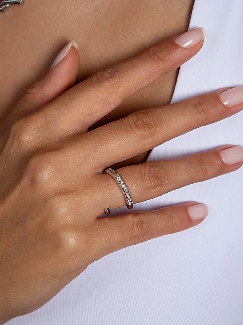 Luminescence 18K White Gold & Diamond Hypnosis Ring