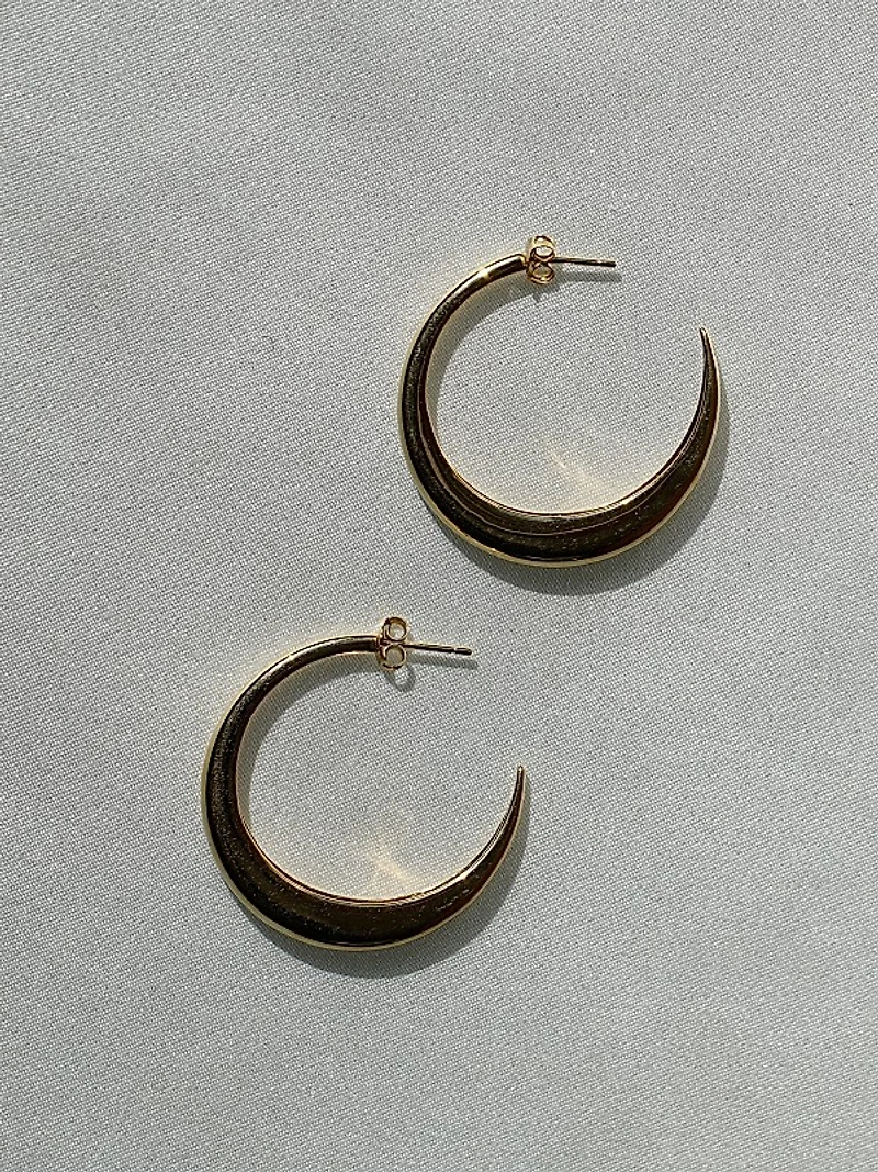14K-Yellow-Gold Vermeil Graduated Hoop Earrings