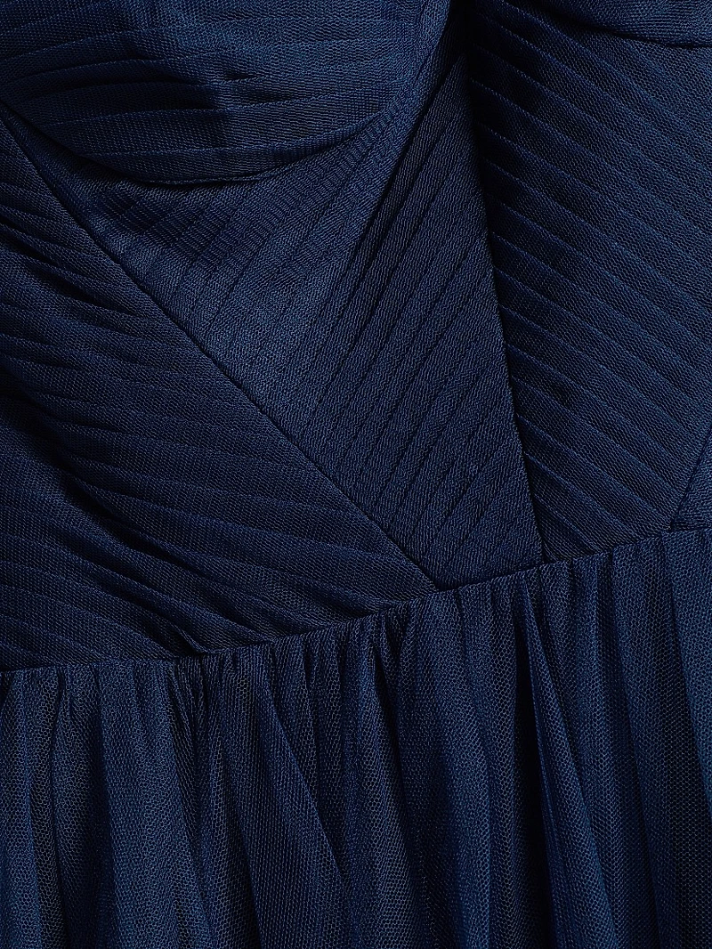 Gelasia Tulle Sleeveless Gown