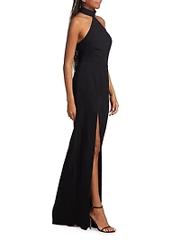 Queens Sleeveless Gown