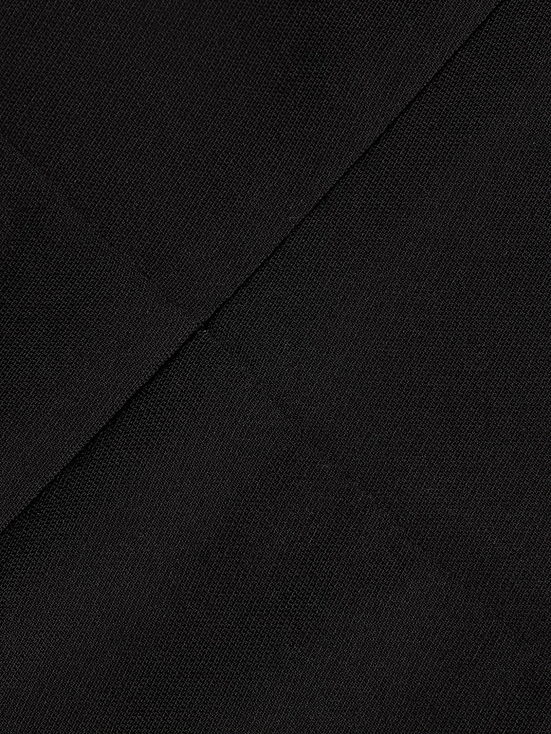 Queens Sleeveless Gown