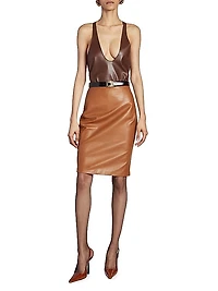 Buckle Belt in Shiny Leather