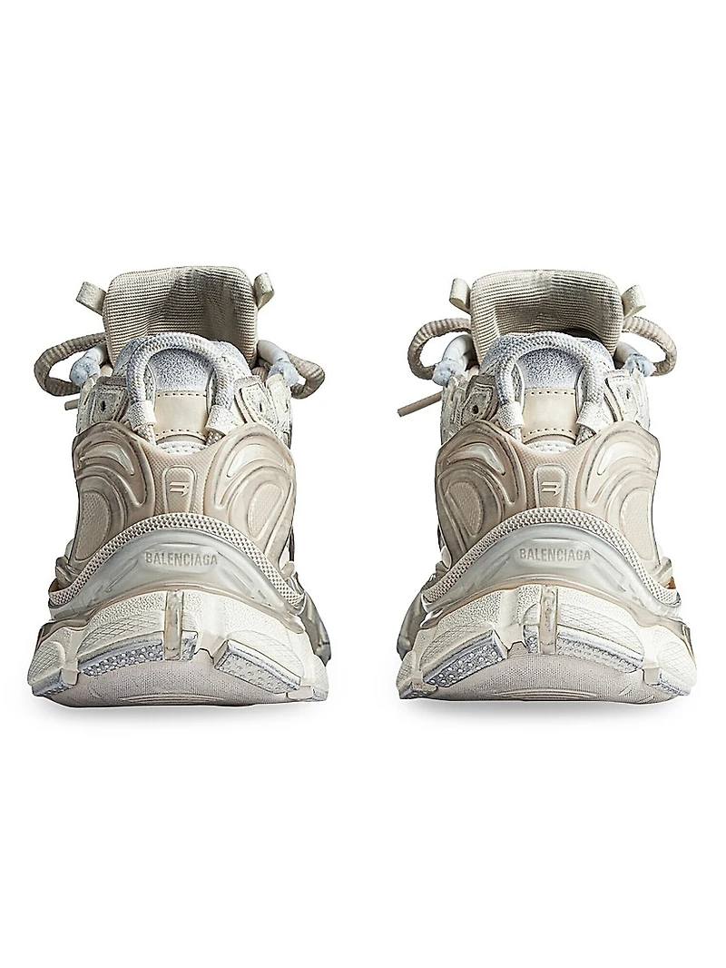 Runner Sneakers