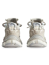 Runner Sneakers