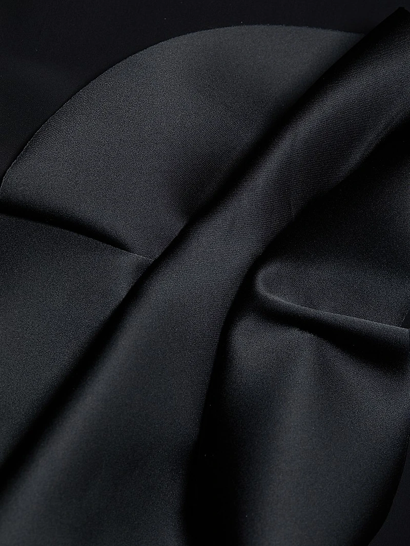 Shui Stretch Long-Sleeve Gown