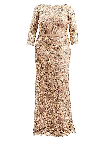 Plus Three-Quarter-Sleeved Embroidered Lace Gown