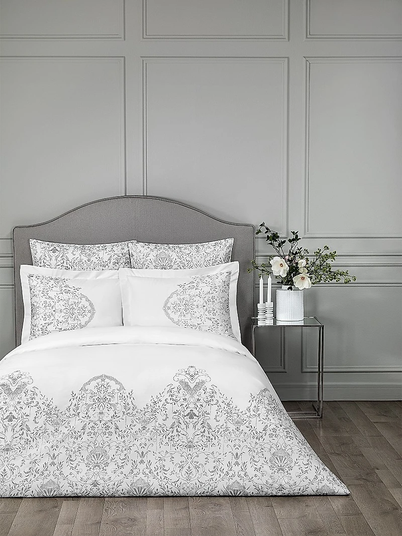 Amaris Duvet Cover & Sham Collection