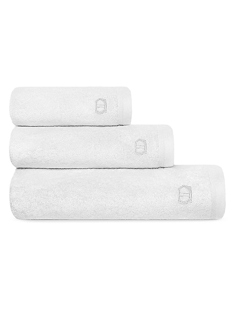 Poitiers Towel Collection