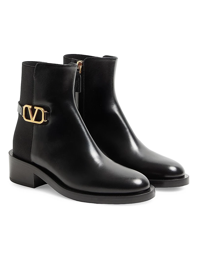 VLogo Signature Calfskin Ankle Boots 30 MM