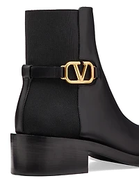 VLogo Signature Calfskin Ankle Boots 30 MM