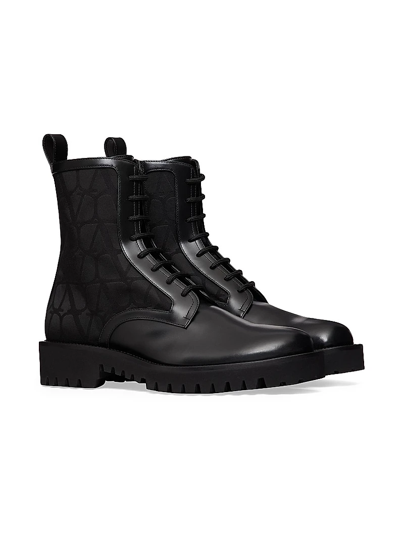 Toile Iconographe Combat Boots