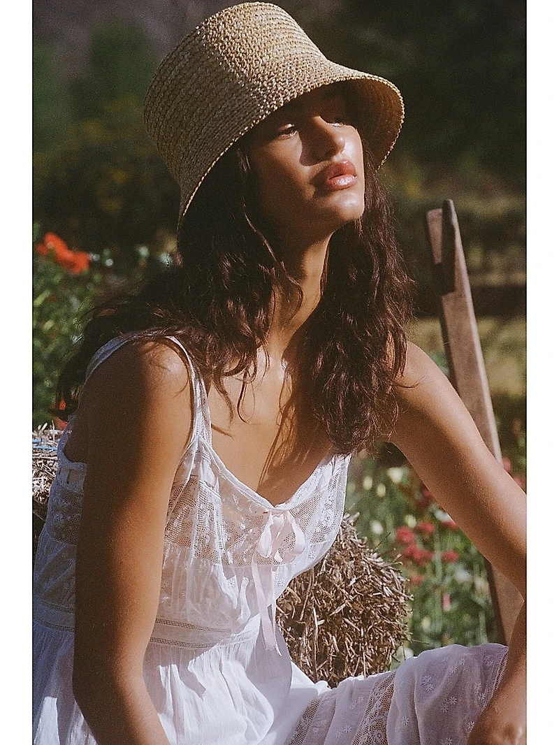 Crisscross Straw Bucket Hat