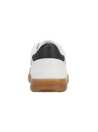 Oasis-M Leather Low-Top Sneakers