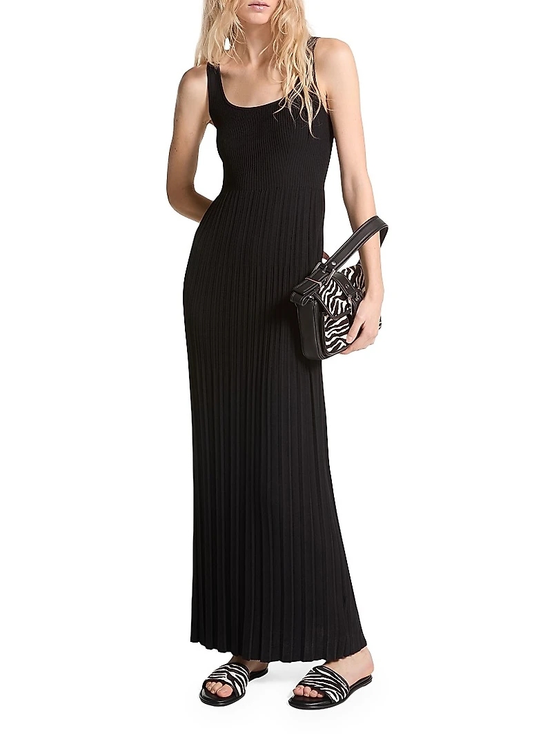 Scoopneck Pleated Maxi Dress
