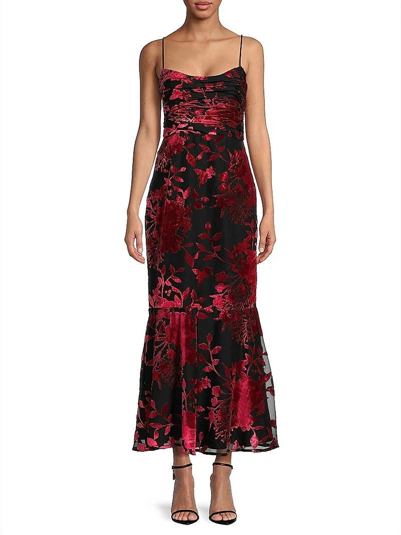 Tylia Floral Velvet Midi Dress
