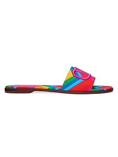 Escape Slide Sandals in Canvas with Chevron24 Print