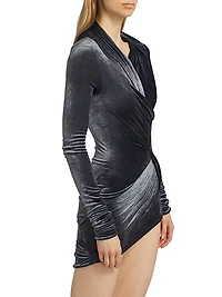 Magnetic Long-Sleeve Top