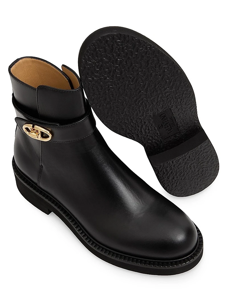 VLogo Locker 40MM Calfskin Ankle Boots