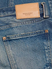Eldred Low-Rise Tapered Crop Jeans