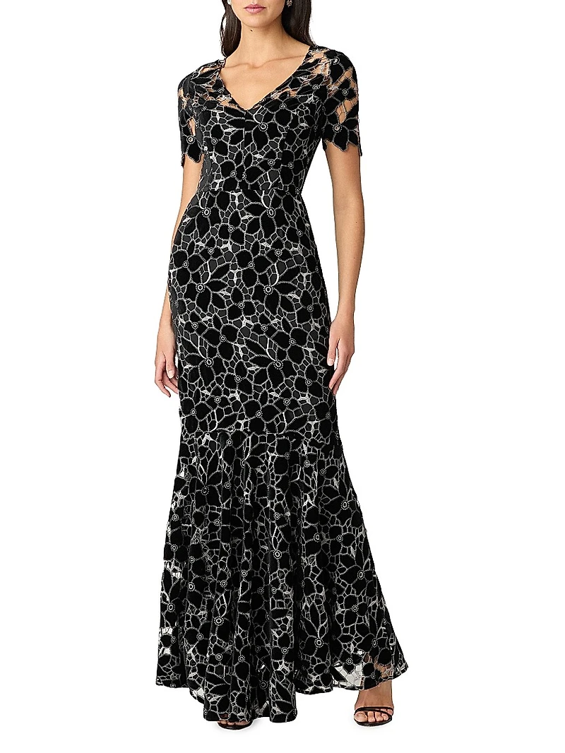 Fiona Floral Lace Short-Sleeve Gown