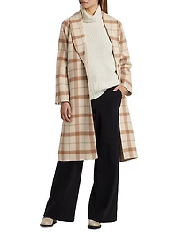 Cashmere Jet Turtleneck Sweater