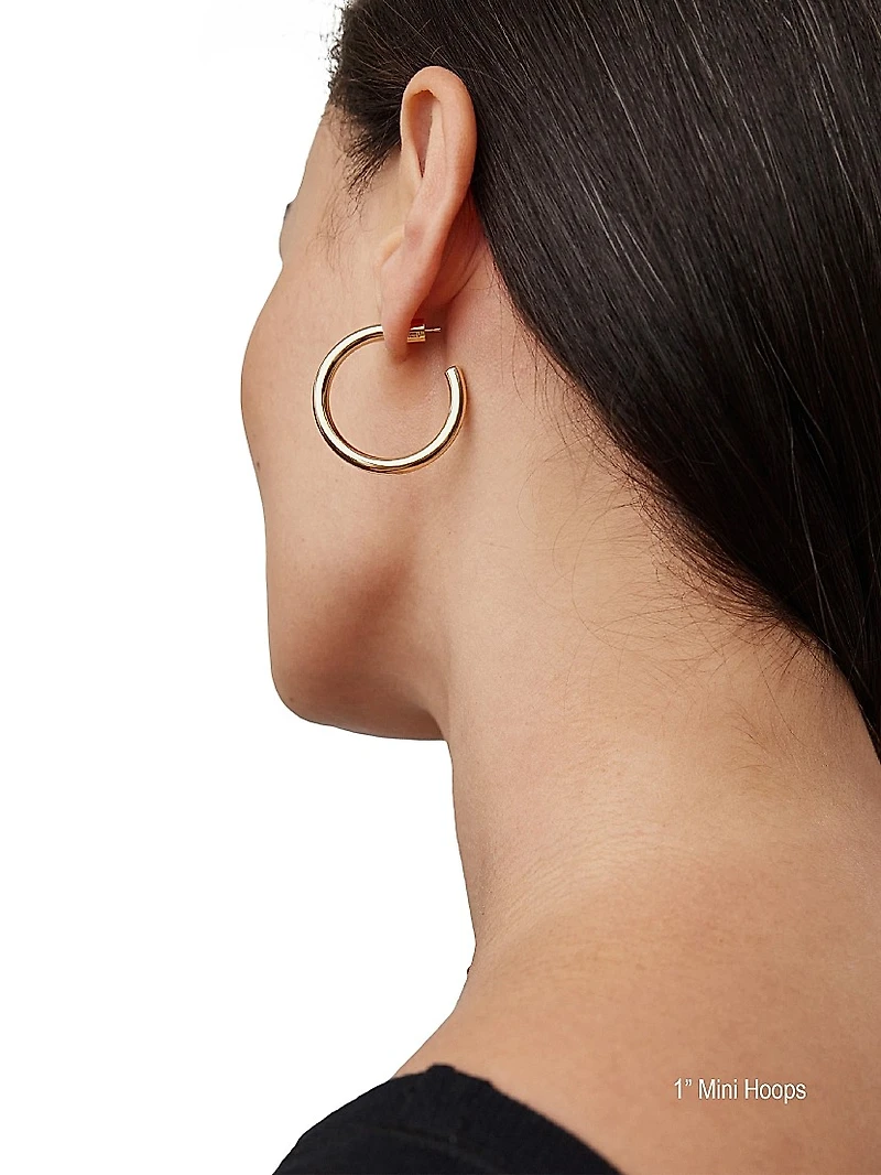 Lilly Huggie Earrings/23MM