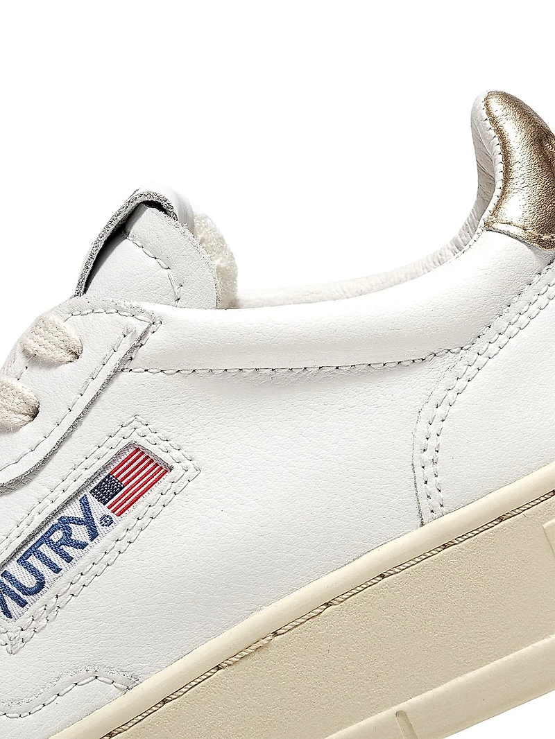 Medalist Low-Top Leather Sneakers