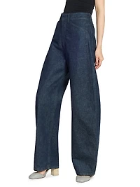 High-Rise Curve Jeans