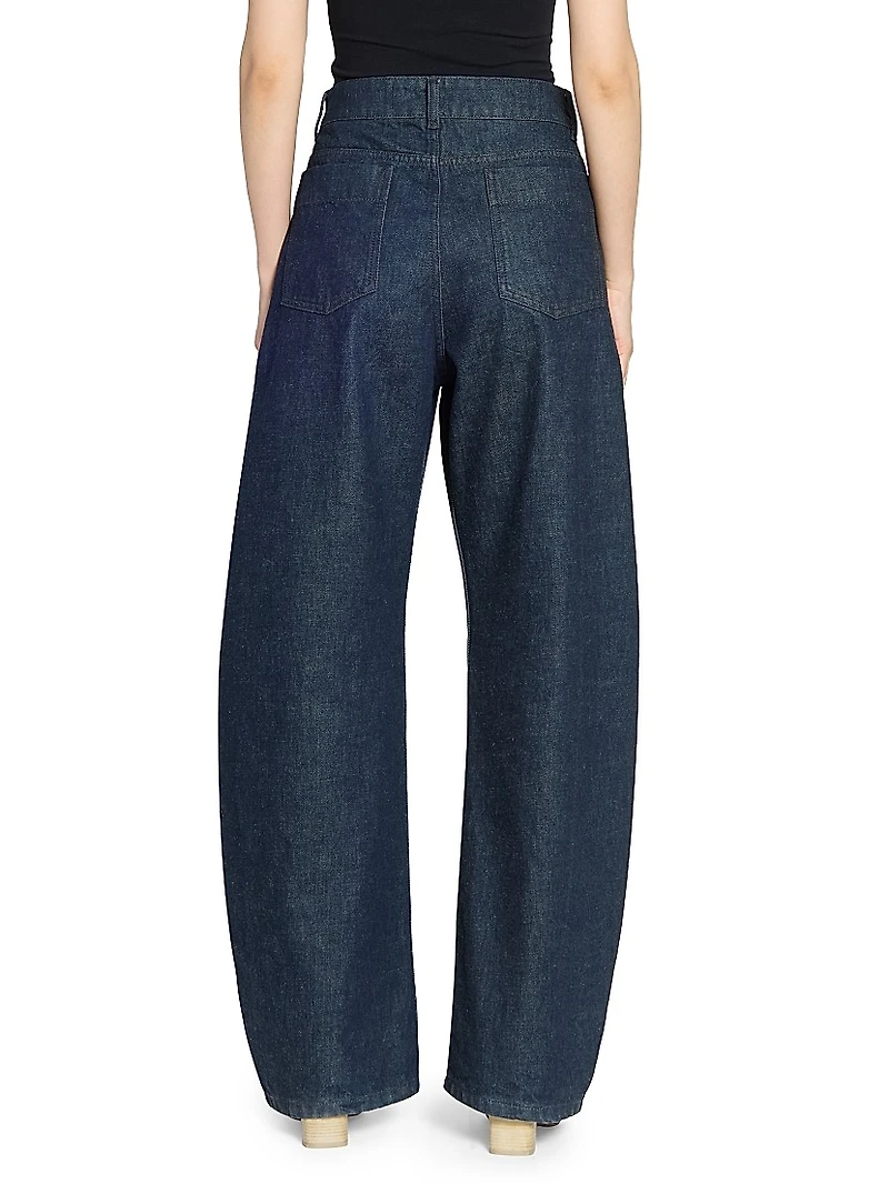 High-Rise Curve Jeans