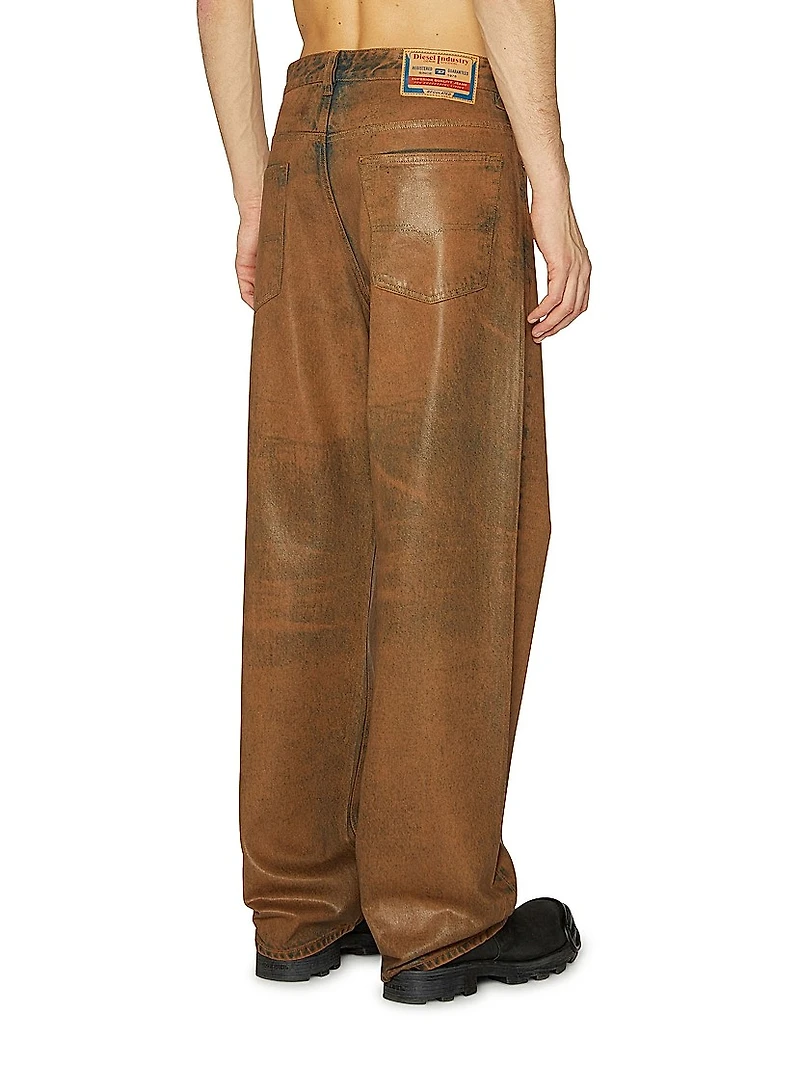 2001 Macro Straight-Leg Jeans