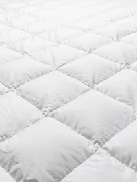 Place Du Trocadero Duvet