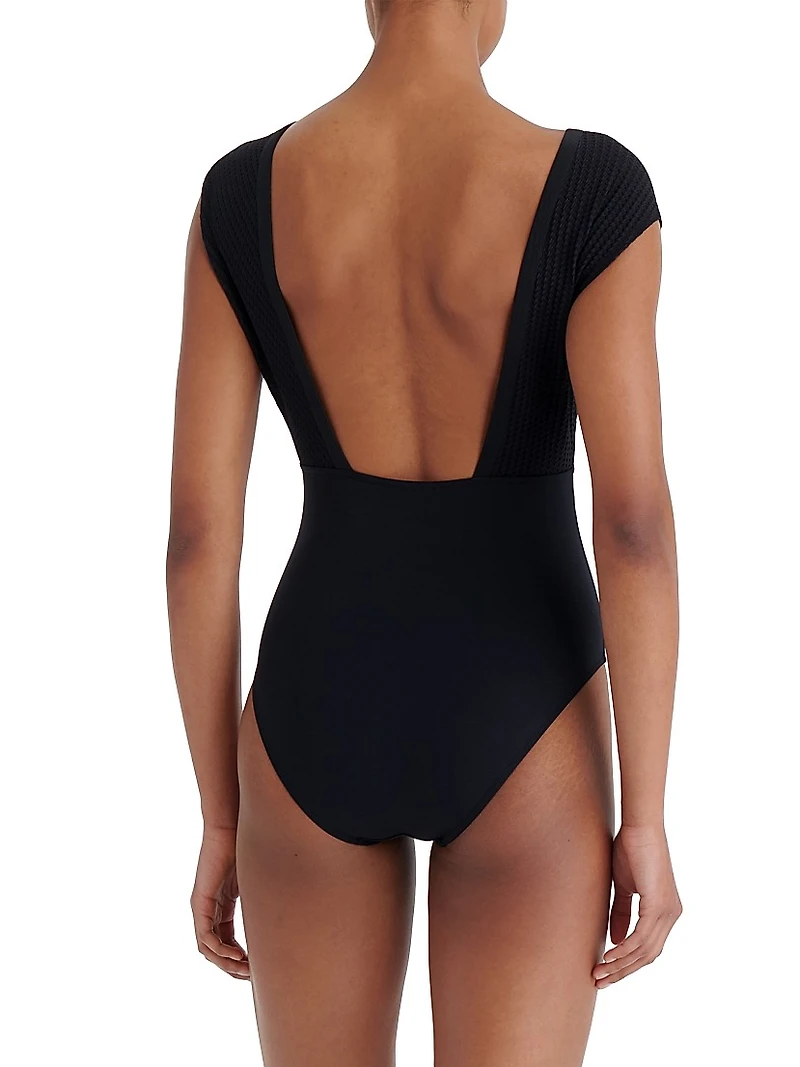Glamorous Sophisticated V-Neck One-Piece Swimsuit