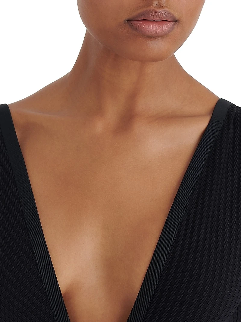 Glamorous Sophisticated V-Neck One-Piece Swimsuit