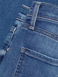 Outsider Ankle Mid-Rise Jeans