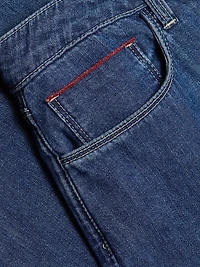 Wanda Mid-Rise Straight-Leg Crop Jeans