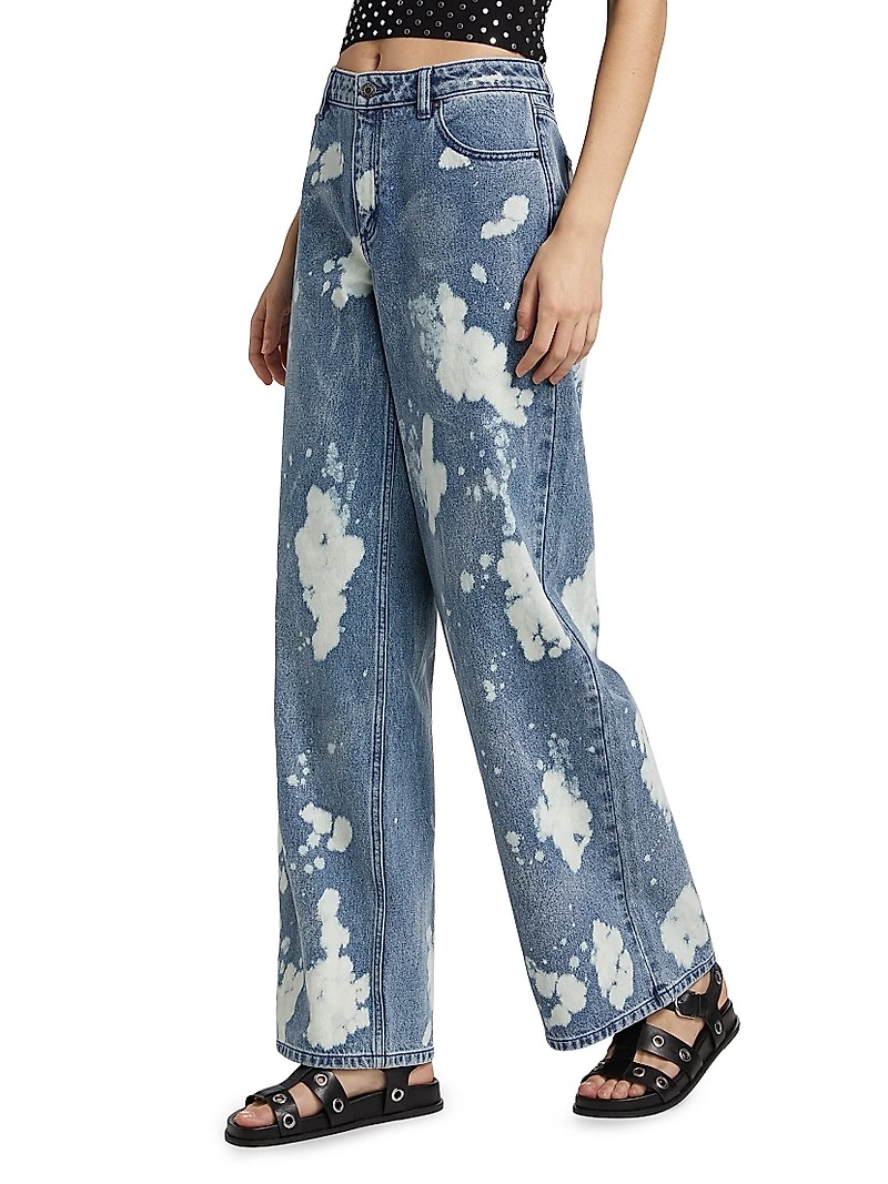 Relaxed Wide-Leg Jeans